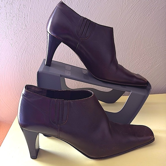 Coach Vintage Brown Ankle Booties - Picture 2 of 6